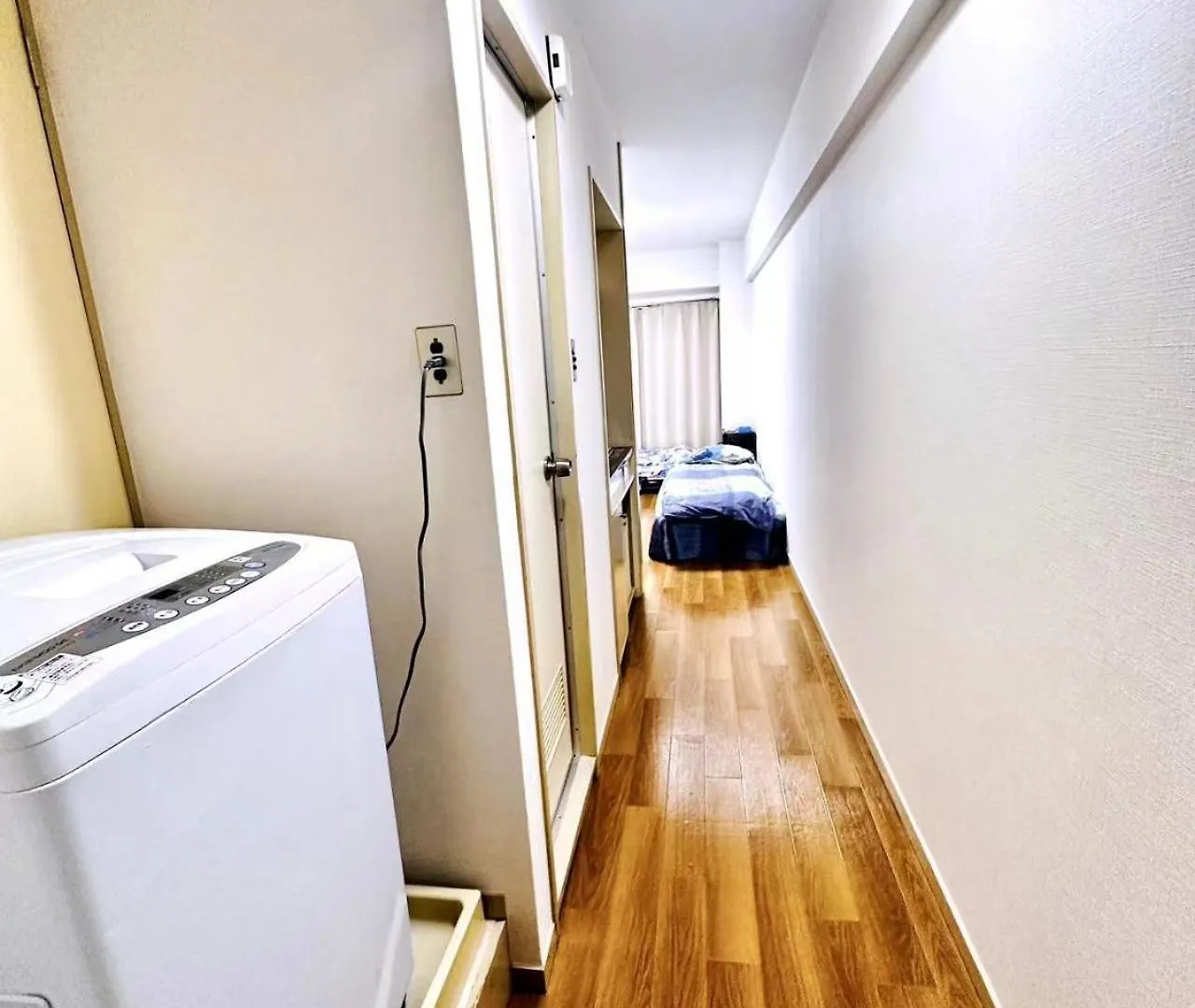 Shinjuku Gochome Hana House contacts